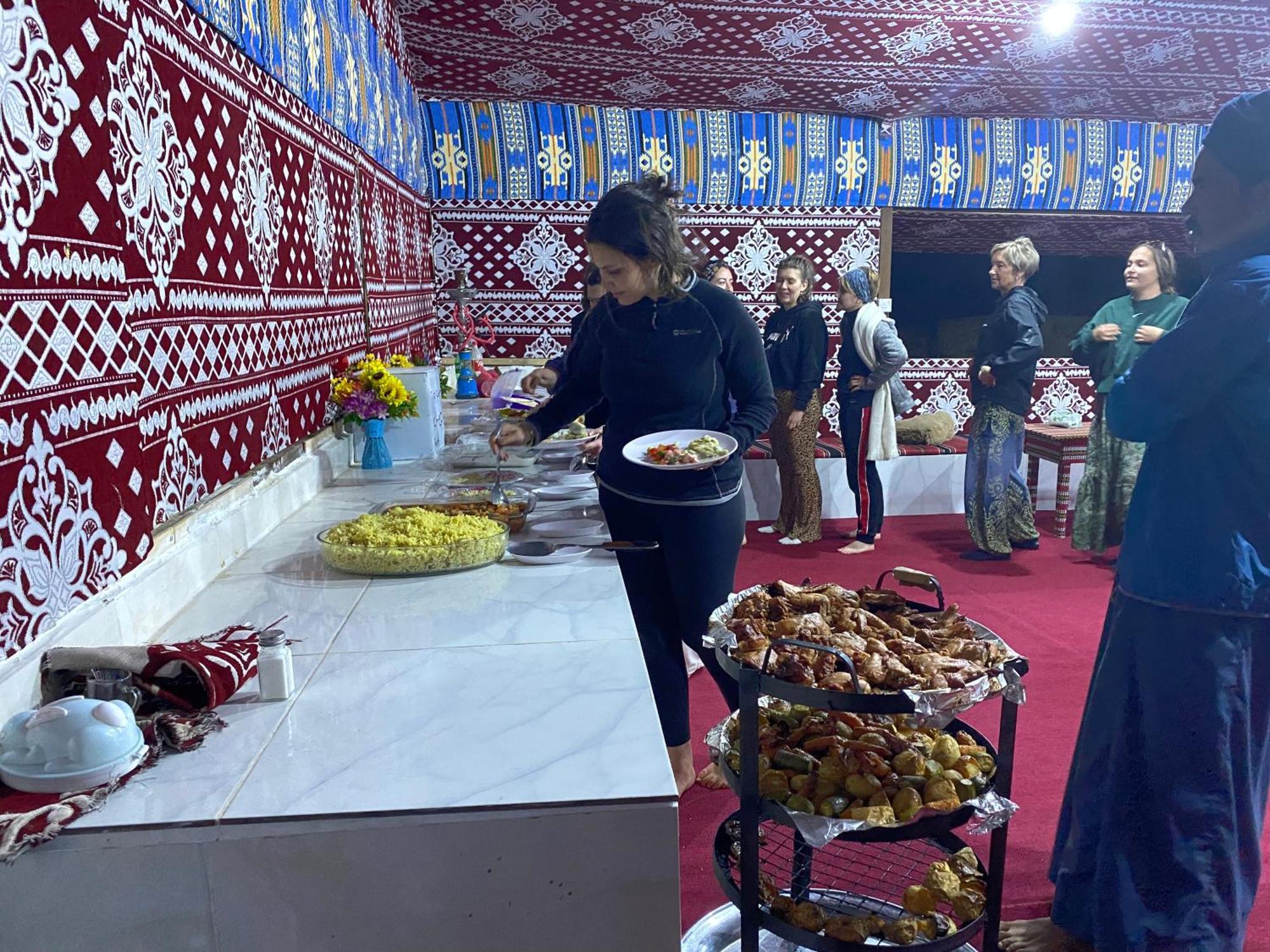 לינה וארוחת בוקר וואדי רם Bedouin Memories Camp מראה חיצוני תמונה