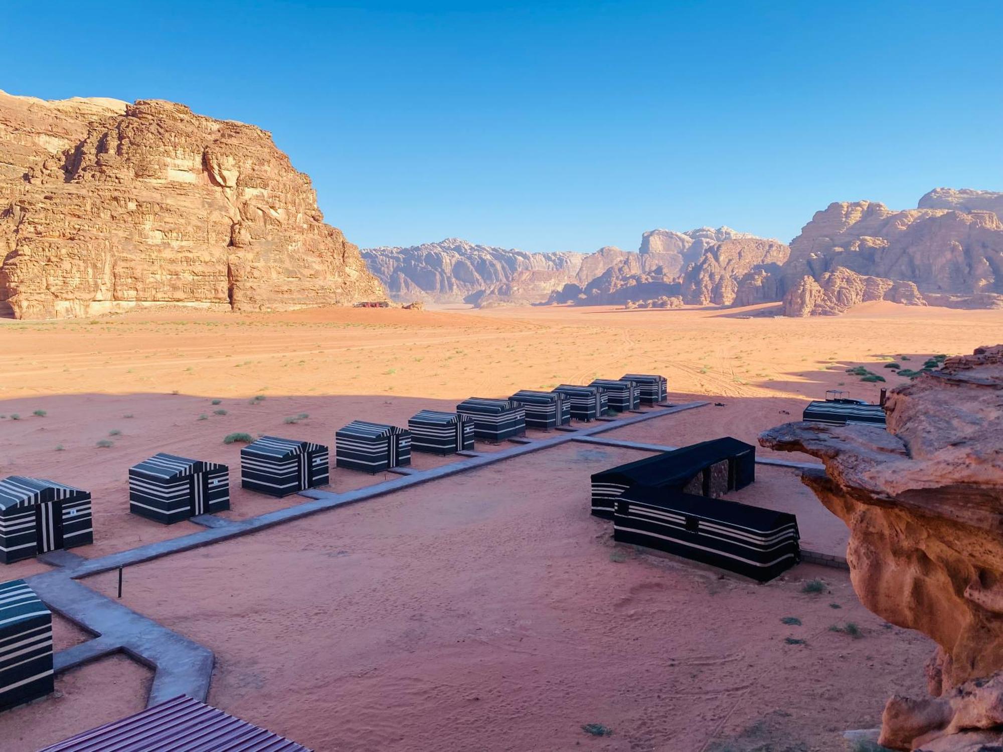 לינה וארוחת בוקר וואדי רם Bedouin Memories Camp מראה חיצוני תמונה